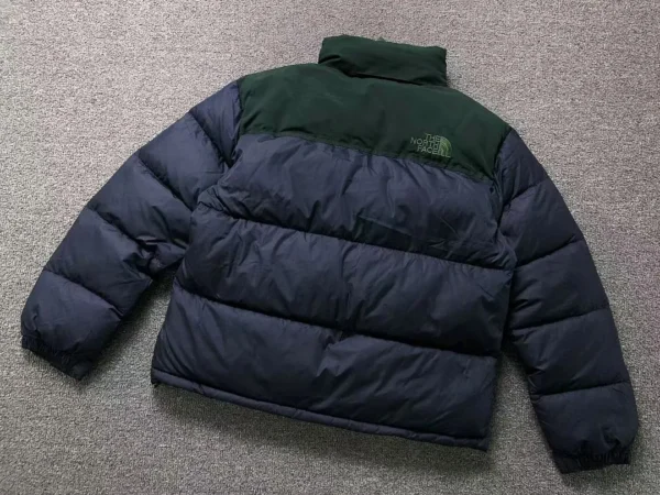 The North Face Dark Green 1996 Nuptse - view 2