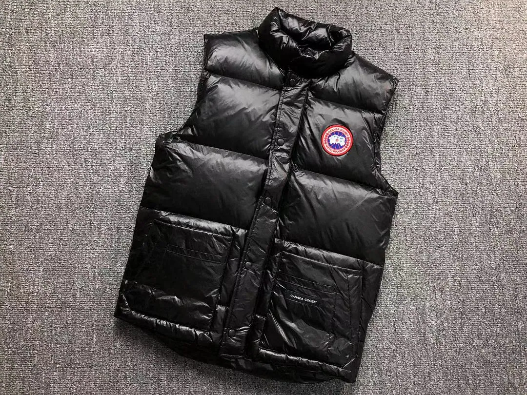 Canada Goose Black Glossy Down Vest E