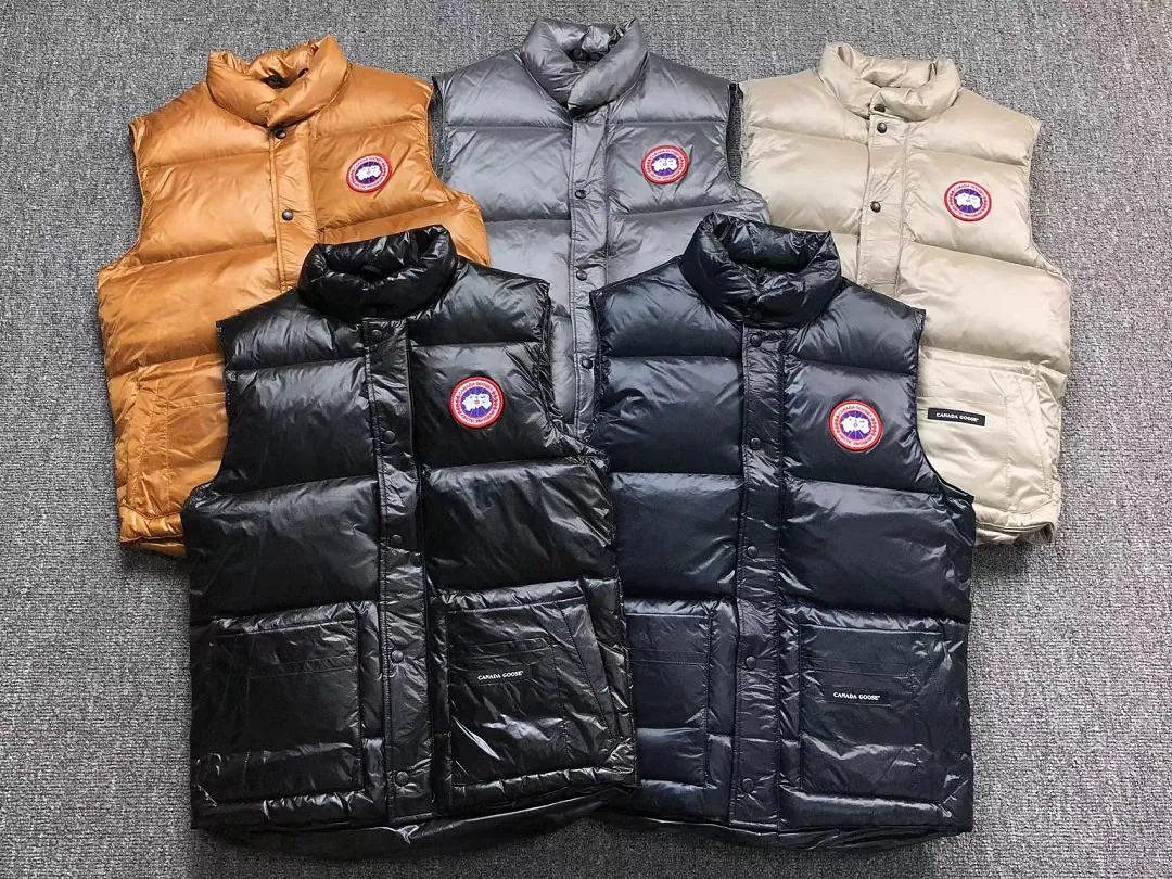 Canada Goose Black Glossy Down Vest E