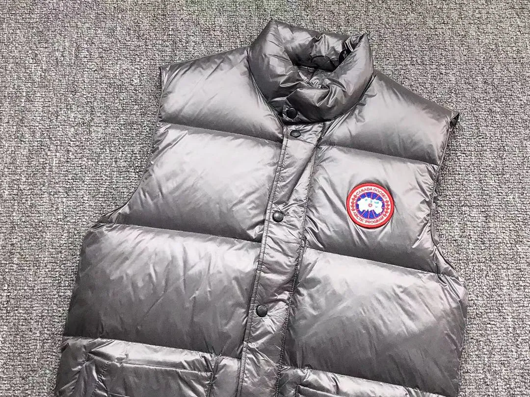 Canada Goose Black Glossy Down Vest E
