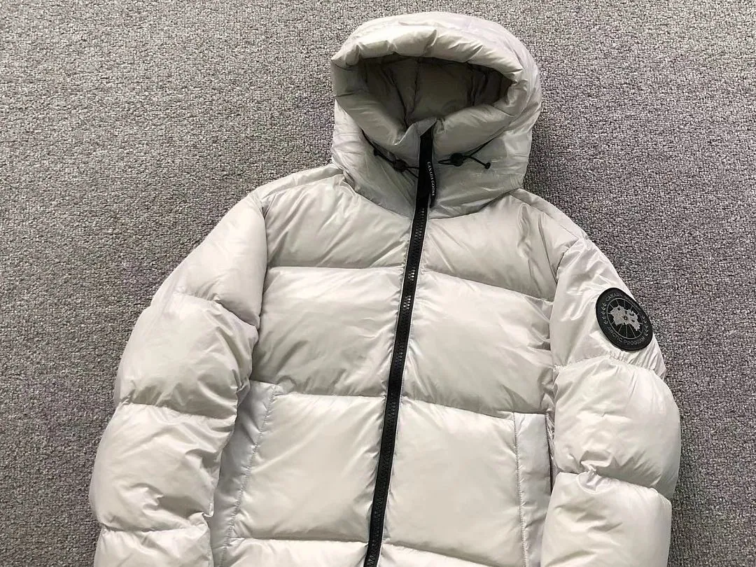 Canada Goose Black Fur Hood Puffer B