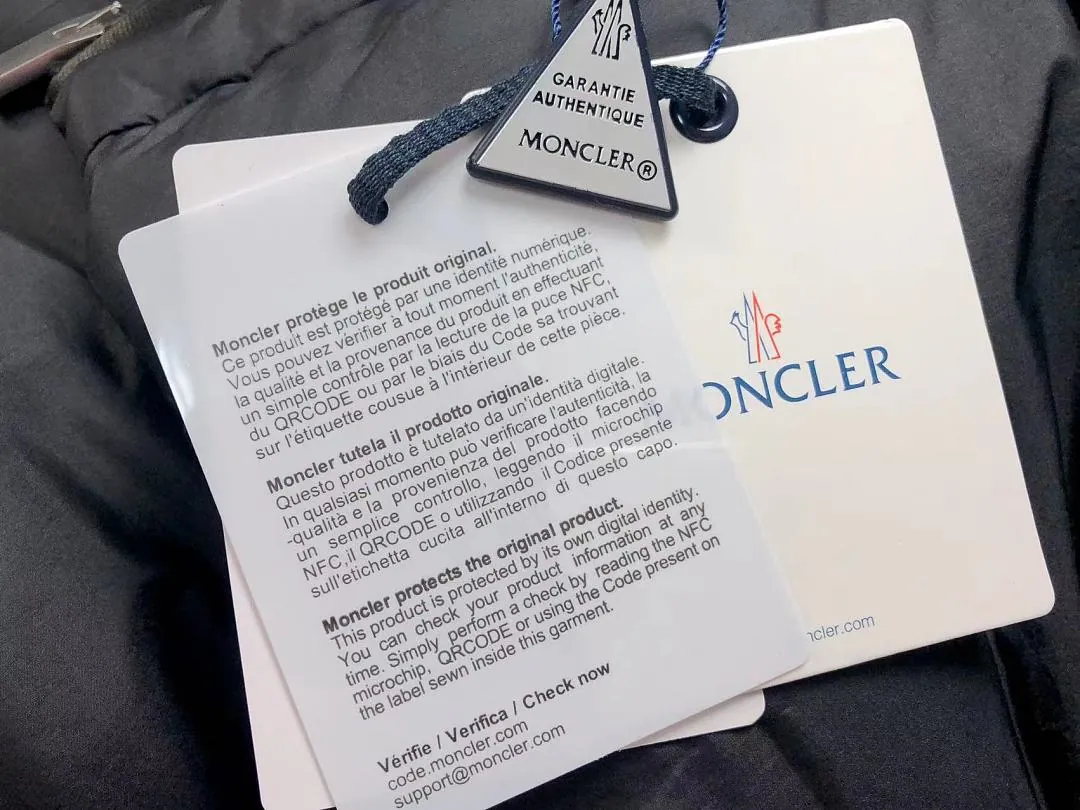 Moncler Black Longline Puffer F