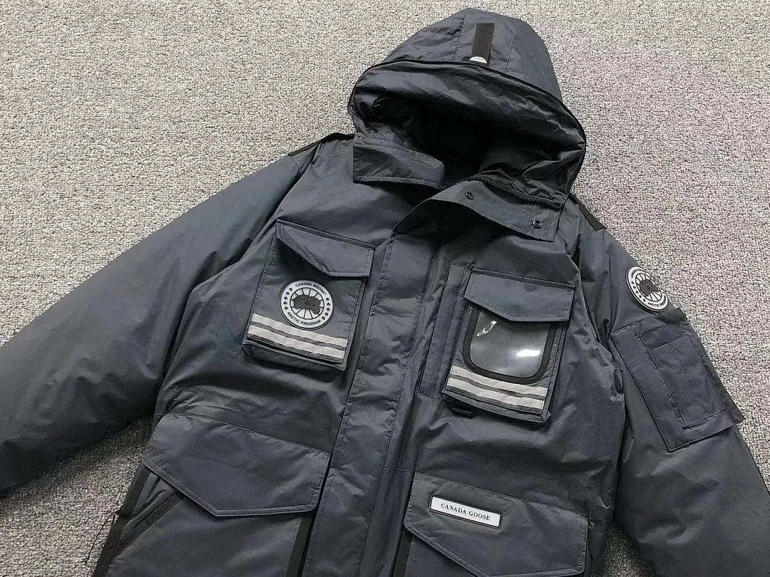 Canada Goose Black Matte Puffer Jacket