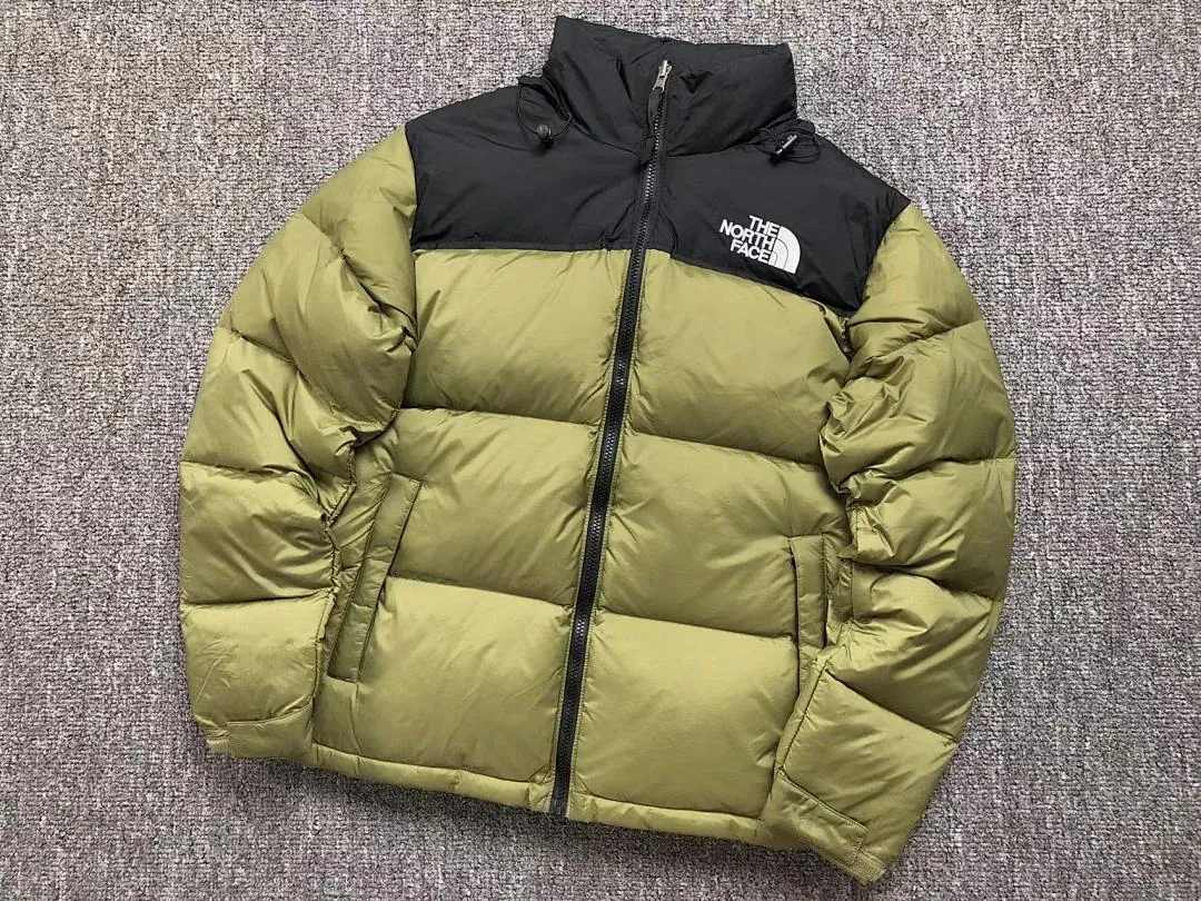 The North Face Black 700 Puffer
