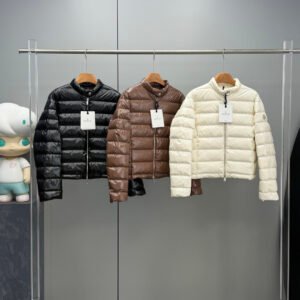 Moncler Papillon Short Down Jacket, Women Puffer jacket